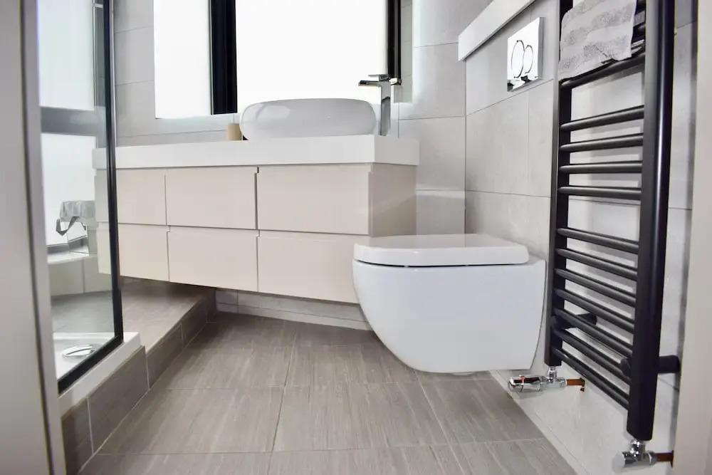 Contemporary 2 Bedroom Apartment Near Ifsc
