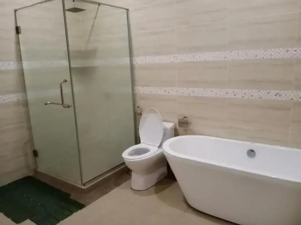 Capital O 90653 Maxwell Inn Boutique Hotel