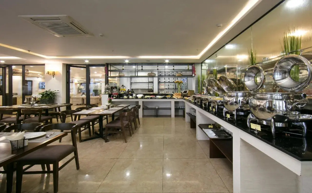 Azure Sapa Hotel