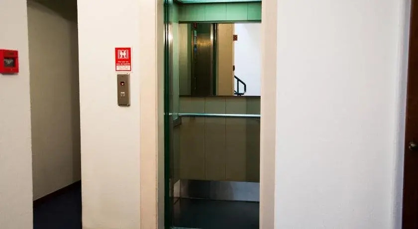 Hotel Solaris