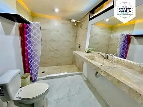 Hotel Suites DLT