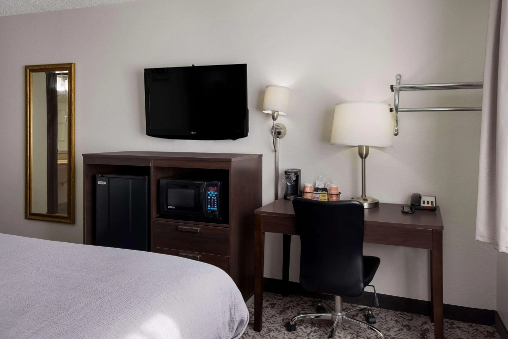 Quality Inn Hall of Fame
