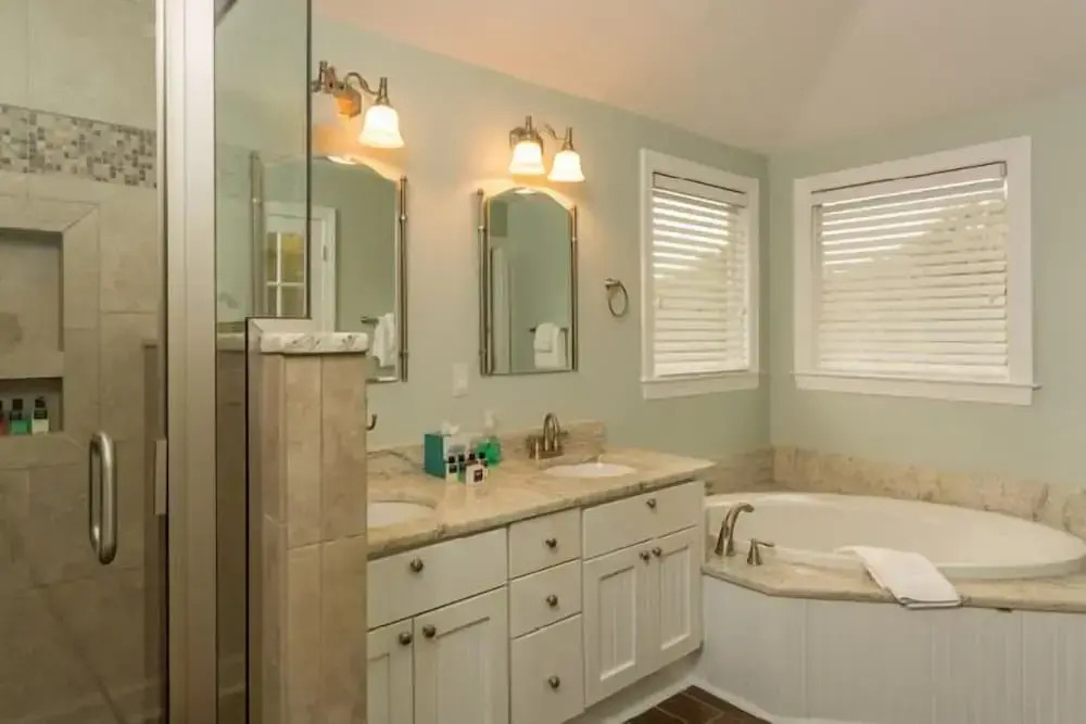 Back Bay 5813 by Wild Dunes, Home With Amenities