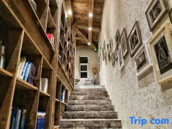 See Faraway Mogan Ziling Villa