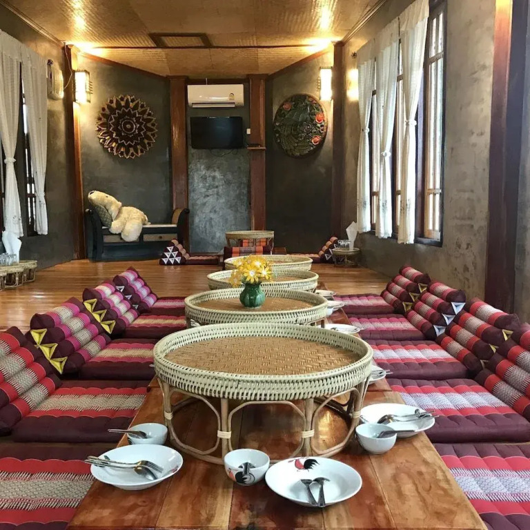 Phupha Inn Resort