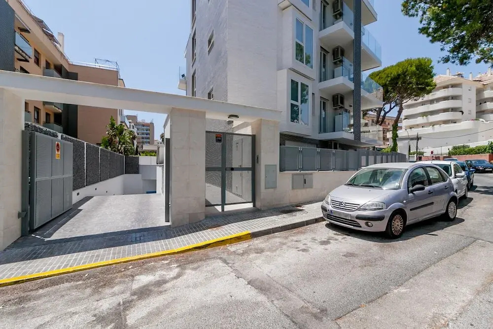 Villa in Benalmadena Puerto Marina by the beach