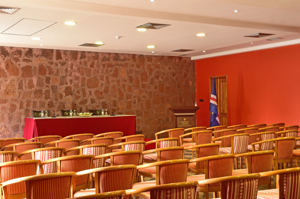 Pestana Trópico