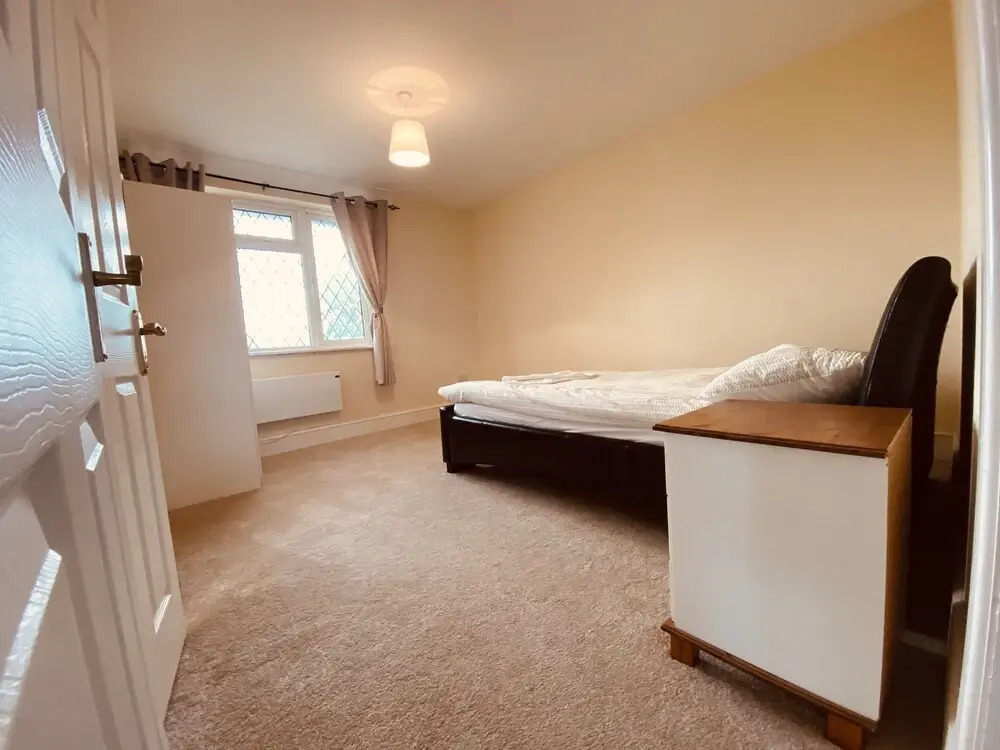 London Lodges