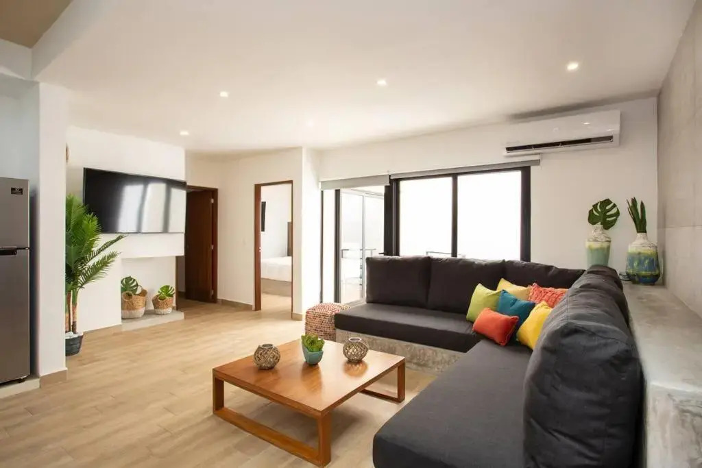 Exclusive 4 Br. Townhouse + Rooftop & Private pool