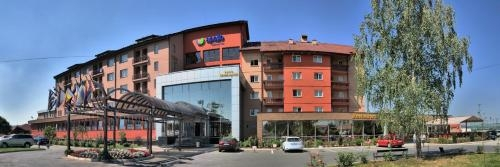 Super 8 Victoria