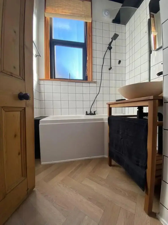 Edwardian Villa by the Sea Sleeps 8 Coastal Walk