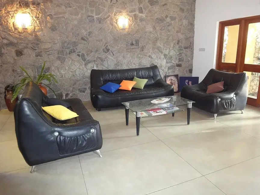 Greenleaf Villa