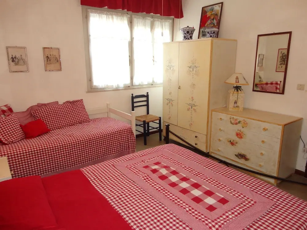 Nice Apartment for 6 People on the sea by Beahost Rentals