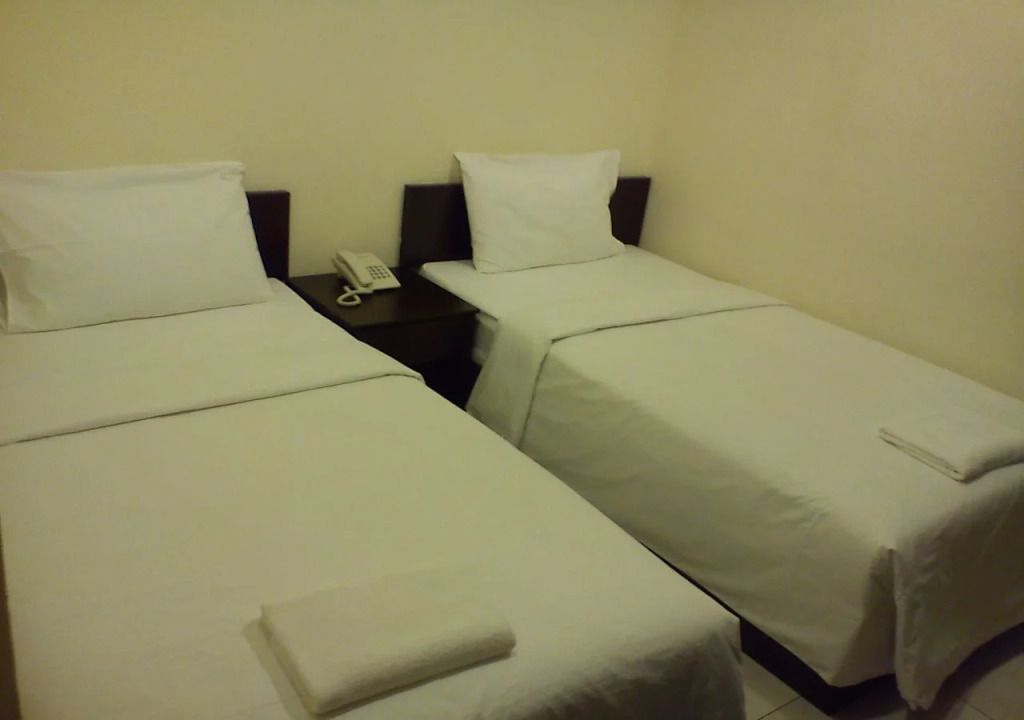 YB One Hotel