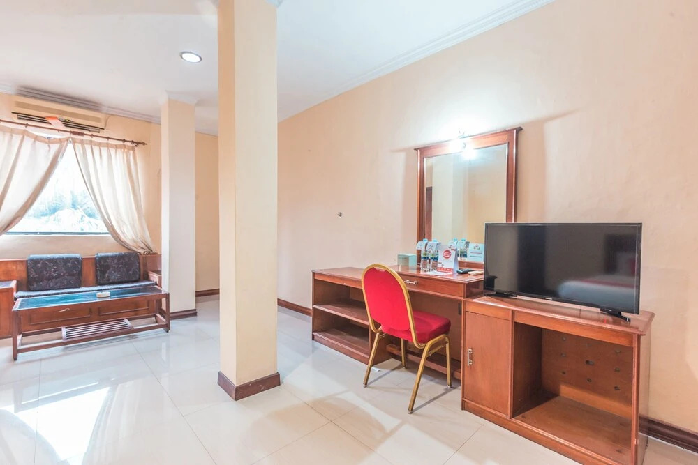 Taman Cibinong by OYO Rooms