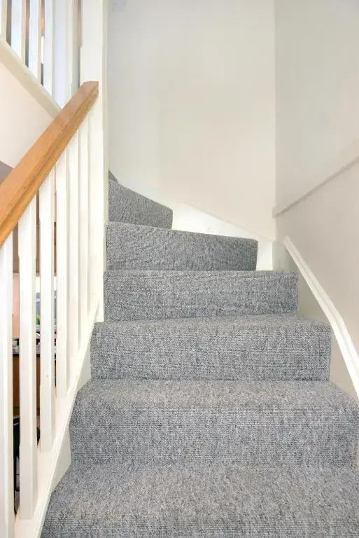 City centre 4 bedroom town house with parking