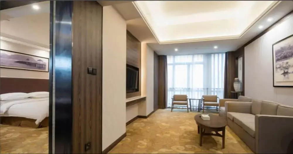 Auden  International  Hotel