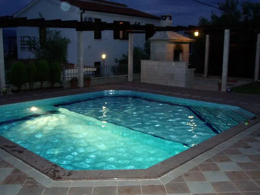 Apartments Romana