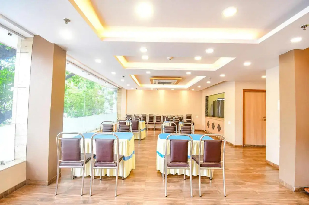 FabHotel Stay Inn International - Nr Sealdah Station