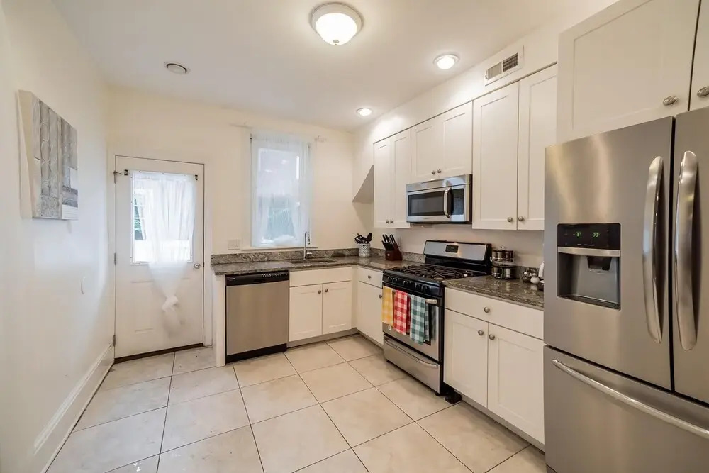 904 N 29th