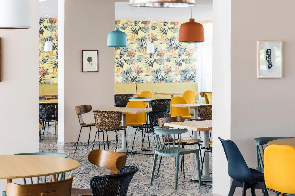 Zefir Hotel