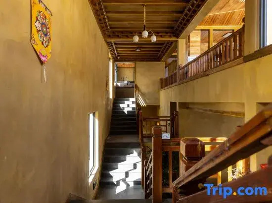 Gya · Vision of Snow Seal | Zang Culture Heritage Hotel (Dukezong Old Town)
