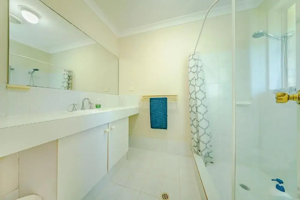 StayAU 4BR Family Retreat with Garden
