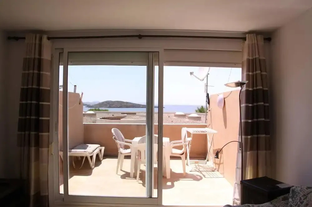 Inmovecos con vistas al mar Soling 80