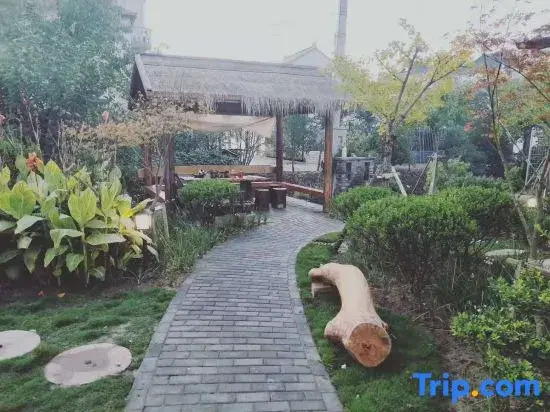 Shanghai Country House Shihu Theme Homestay
