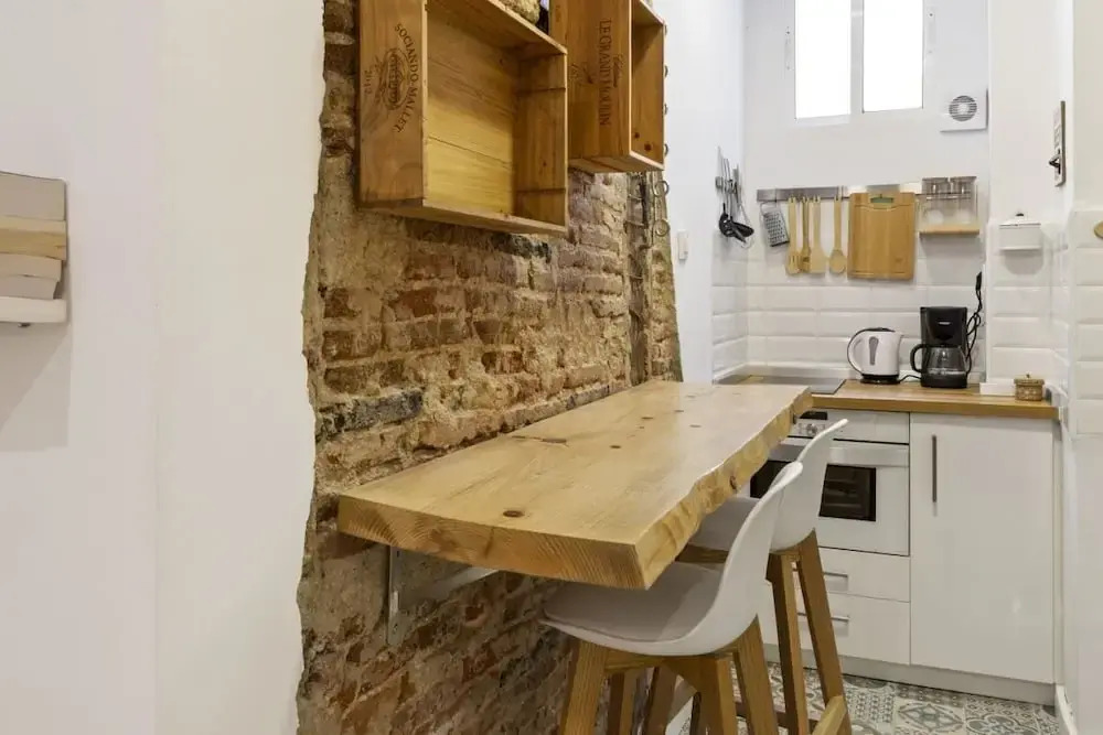Space-saving Designer Apartment With One Bedroom in Chamberí, Madrid