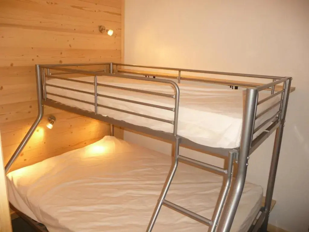 Appartement La Tania, 2 pièces, 5 personnes - FR-1-513-7