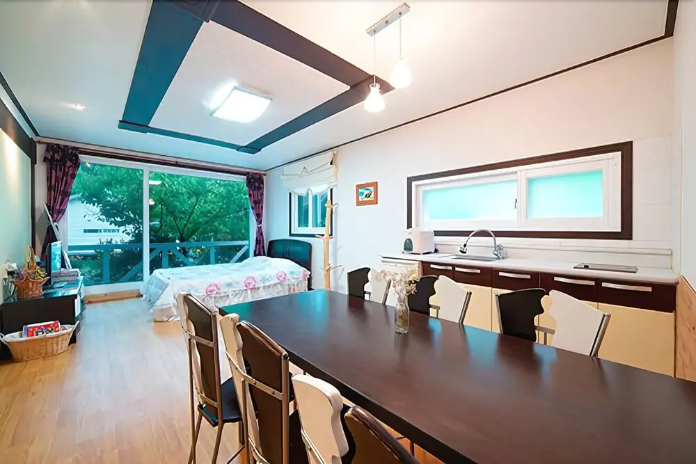 Yangyang Blue Sky Galaxy Pension
