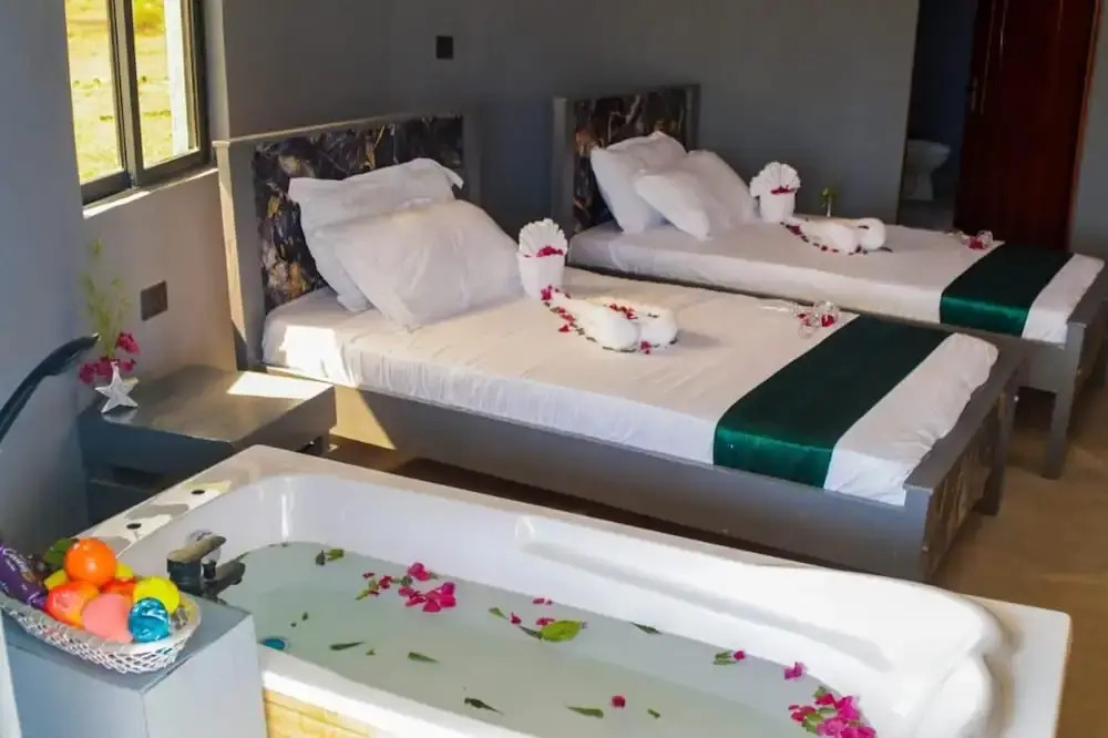 Amboseli Amanya Lodge