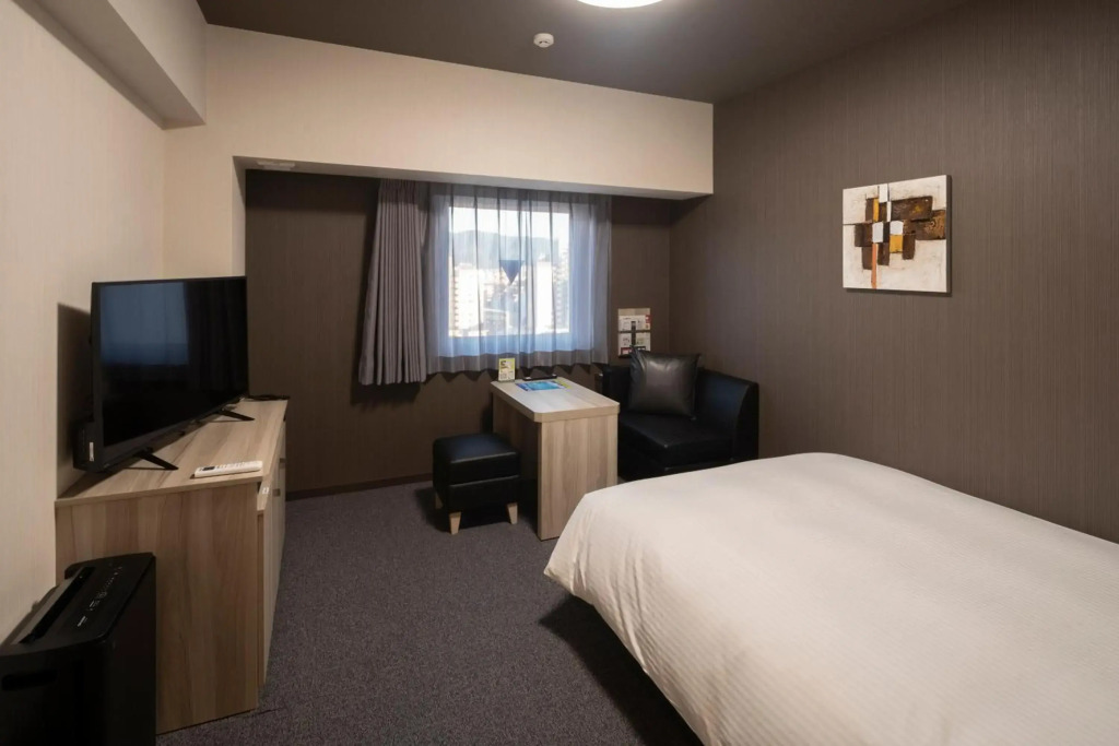 Hotel Route Inn Matsuyama Chuo -Katsuyama Dori