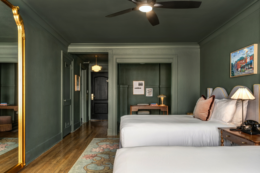 MarQueen Hotel - NEWLY RENOVATED