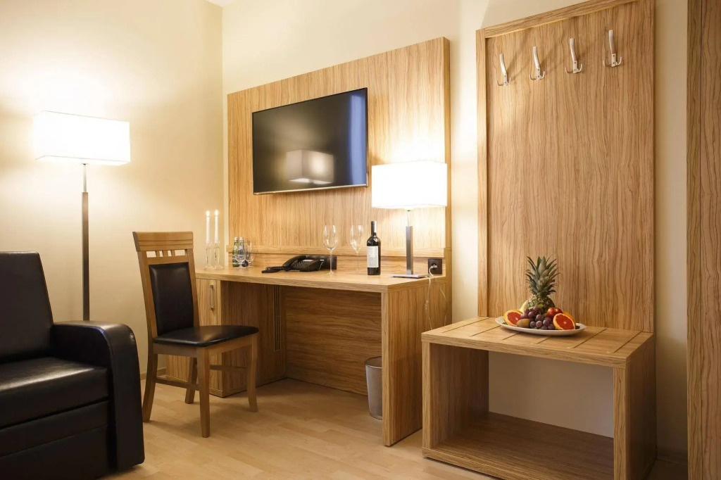 Hotel Etiuda