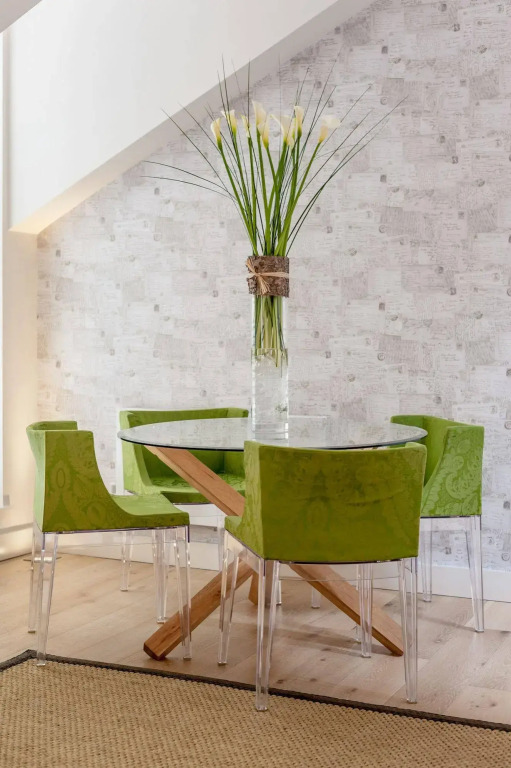 Atholl Apartments