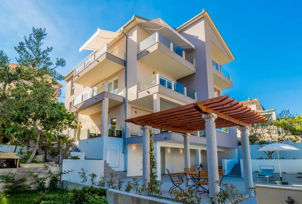Villa Azalea apartments A2