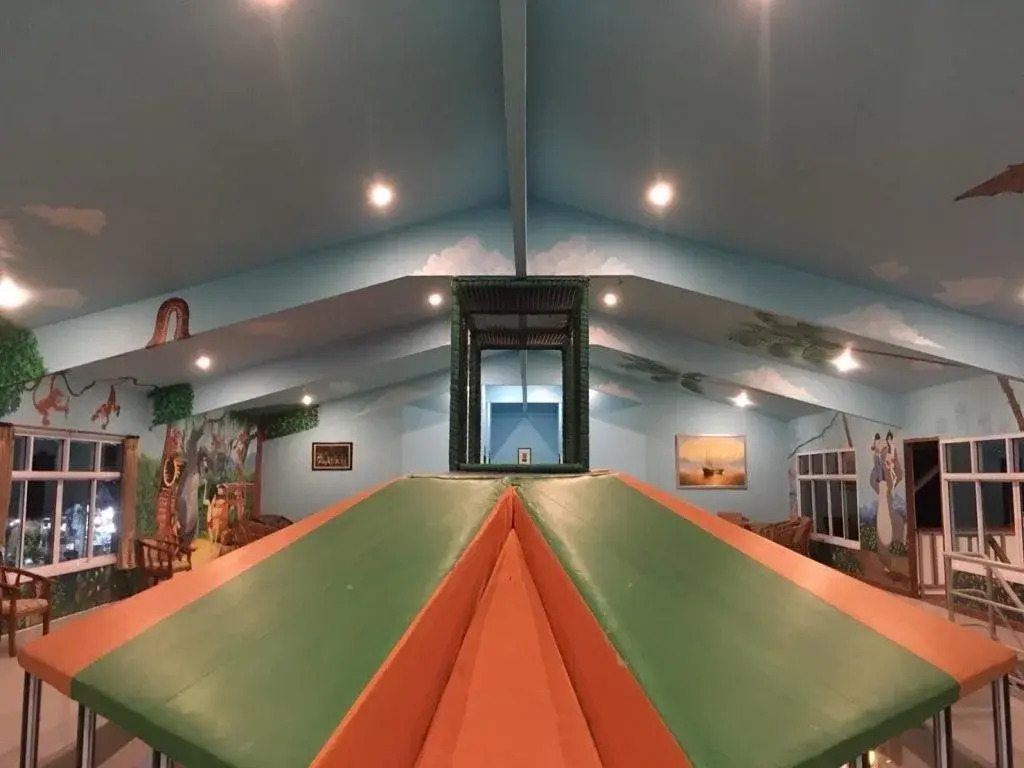 The Corner Transit Hostel