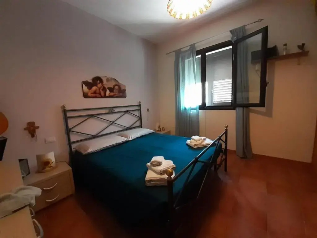 439 HOUSE