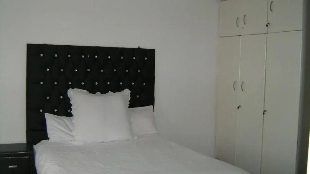 Bogadi B&B