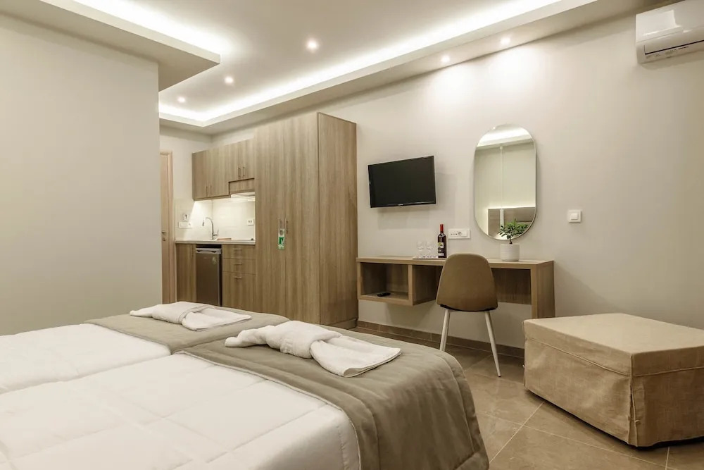 Remezzo Studios & Apartments