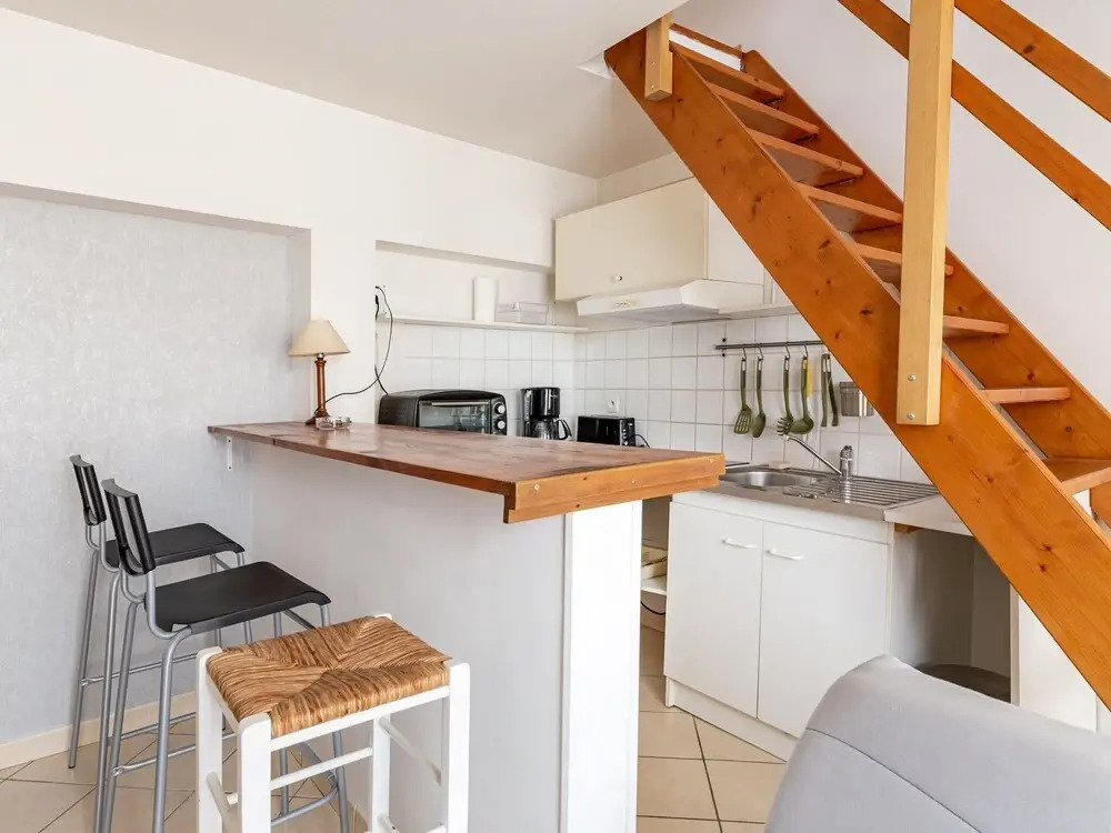 Picturesque Apartment in Bayeux with Private Courtyard
