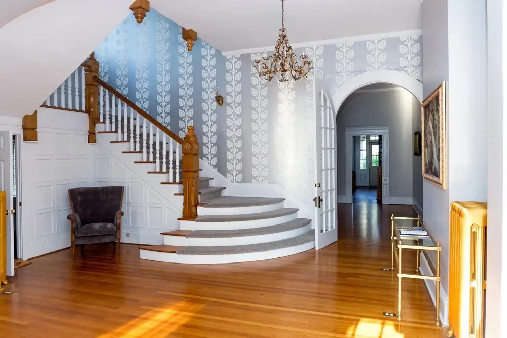 Wright Mansion - An Impressive Victorian Estate