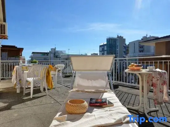 Studio just steps from the beach