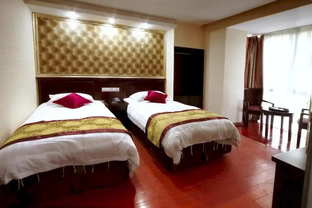 Xinyuntian Hotel
