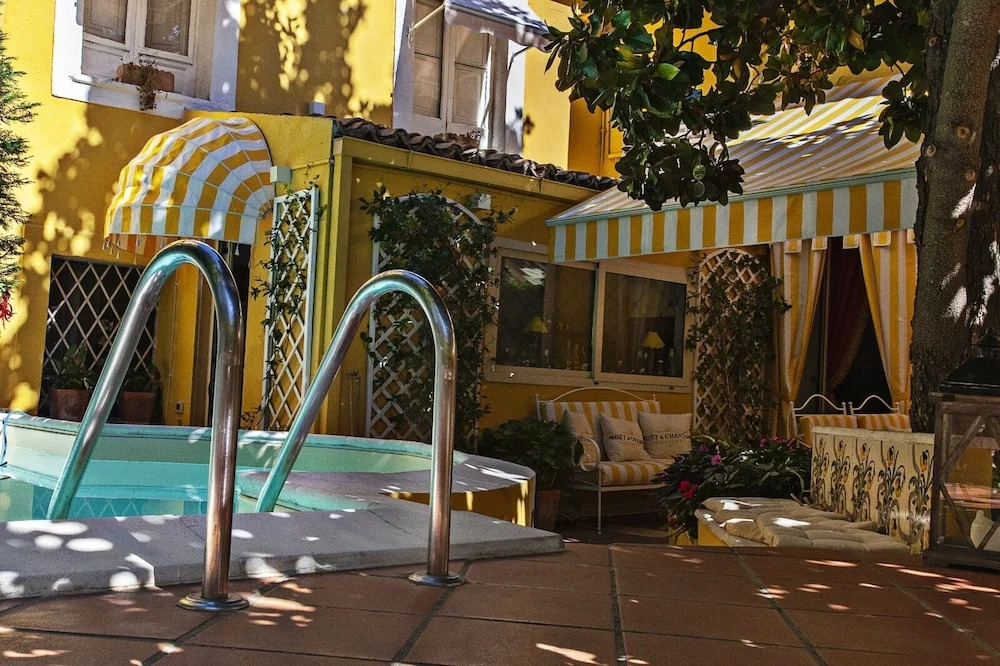 Palazzo Cherubini-Pools & Wellness