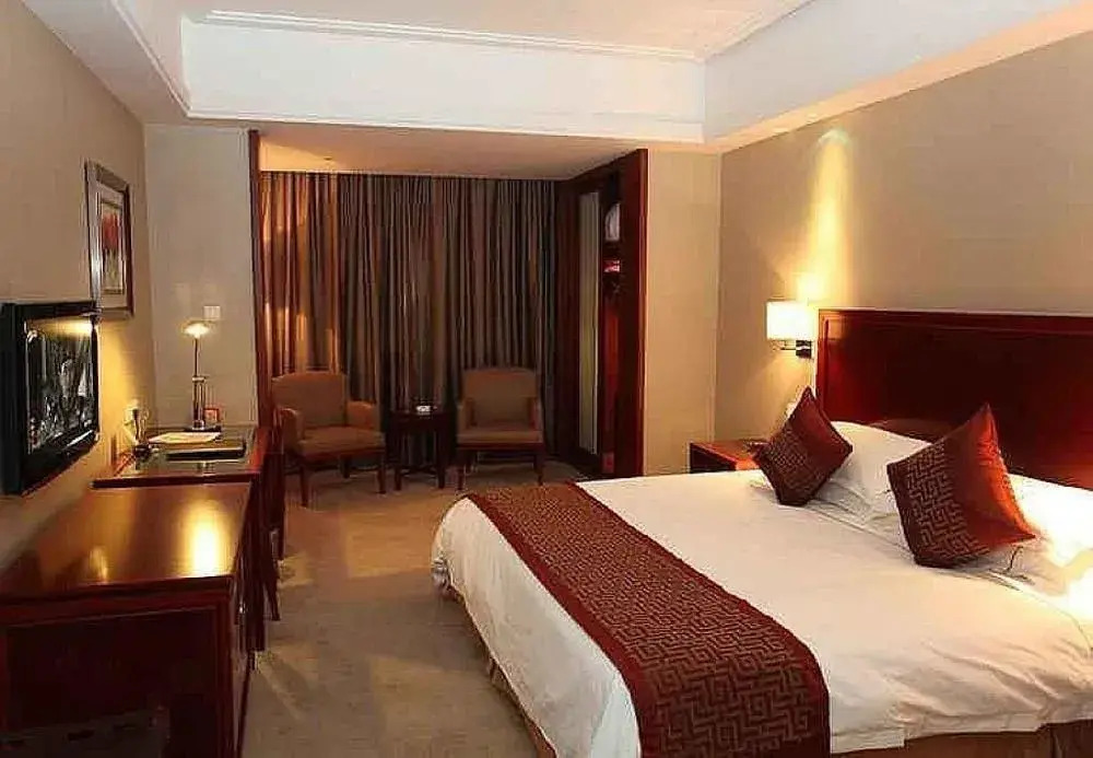 Qinghua Hotel