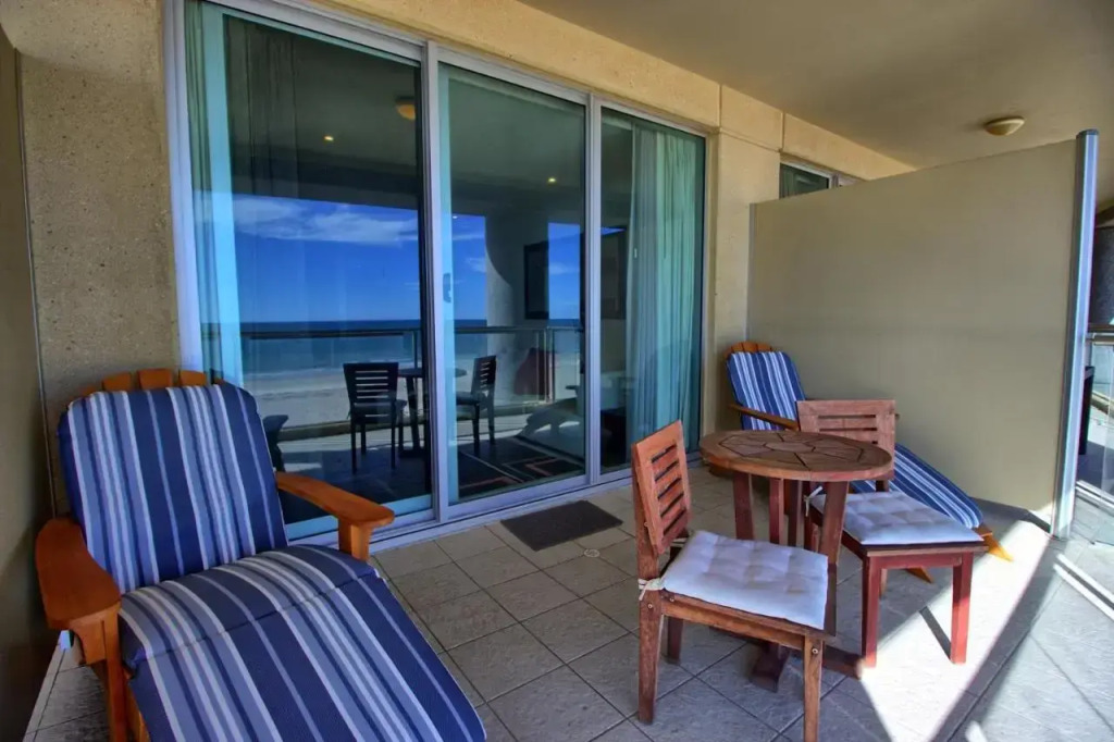Spinway Adelaide - Oaks Plaza Pier