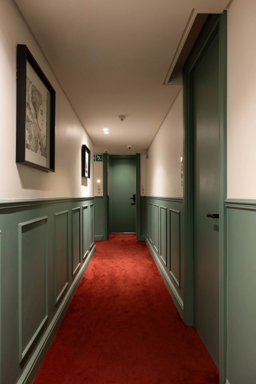Charles Hope Boutique Hometel